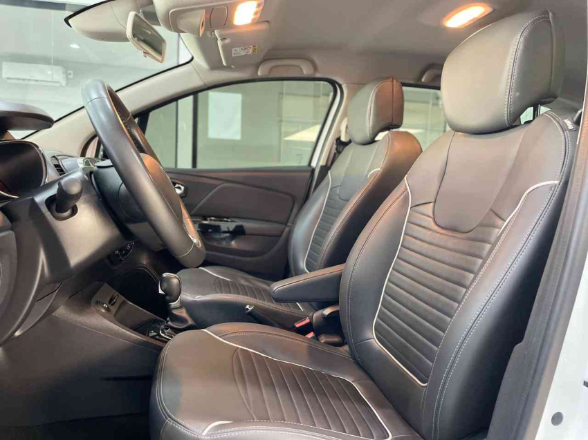 renault captur 1.6 16v sce flex intense x-tronic 4p automatico 20197