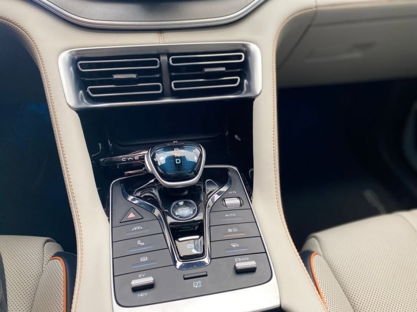 byd song plus 1.5 dm-i hibrido automatico eletrico 4p 202410