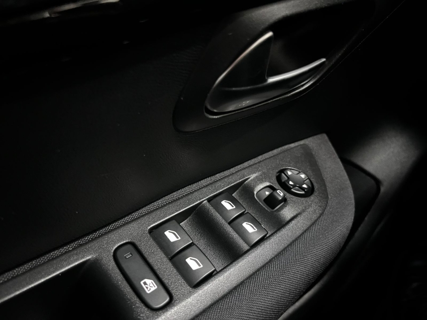 peugeot 208 1.6 16v flex active at6 4p automatico 20227