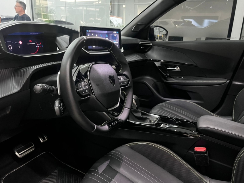peugeot 2008 1.0 turbo 200 flex gt cvt 4p automatico 202514