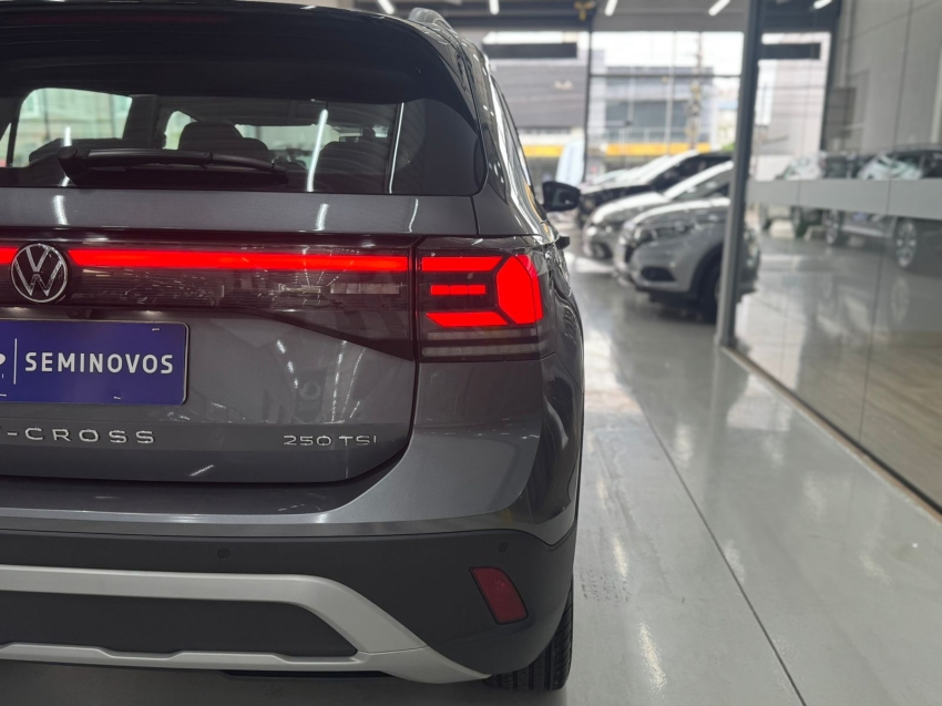 volkswagen t-cross 1.4 250 tsi total flex highline automatico 4p 202514