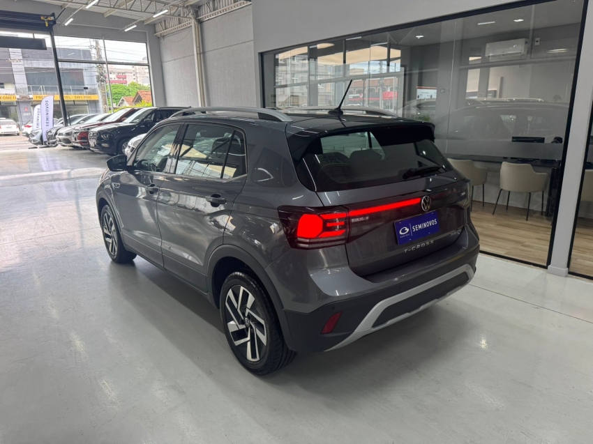 volkswagen t-cross 1.4 250 tsi total flex highline automatico 4p 202511