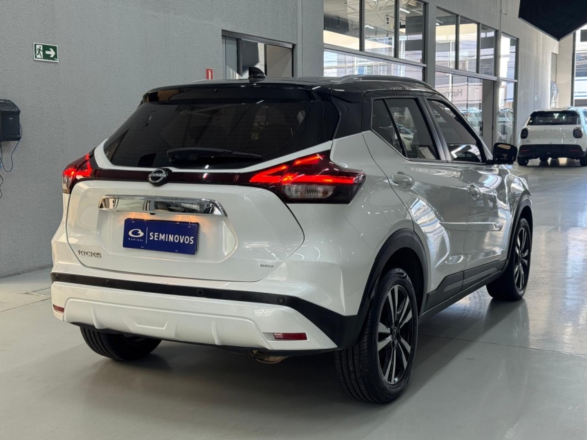 nissan kicks 1.6 16v flexstart exclusive xtronic flex 4p automatico 202415