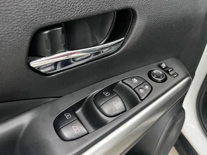 nissan kicks 1.6 16v flexstart exclusive xtronic flex 4p automatico 202413