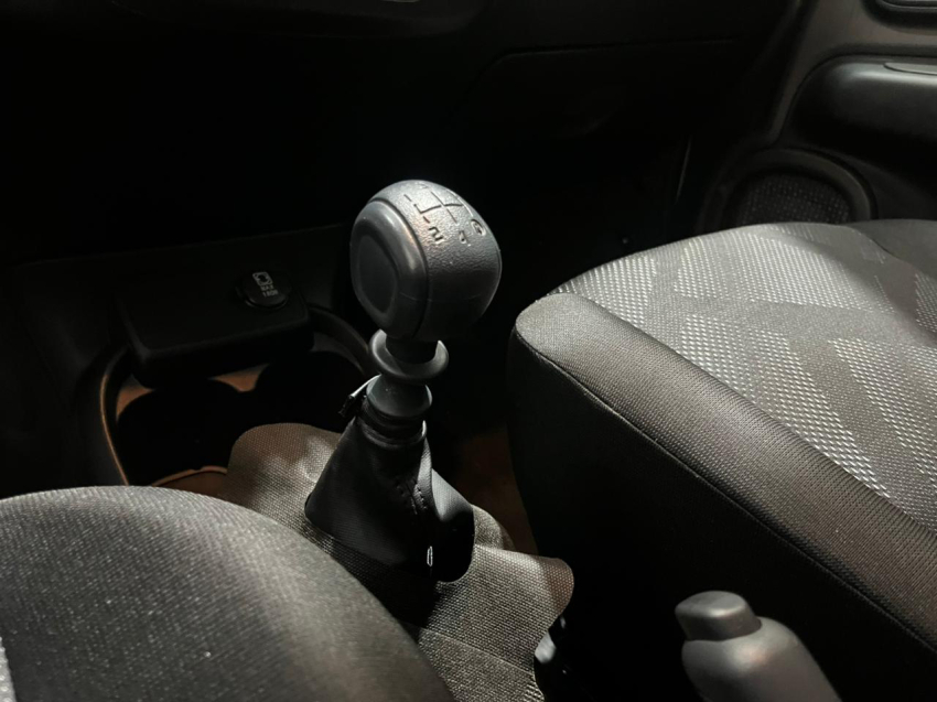 fiat mobi 1.0 evo flex like. manual 4p 20258