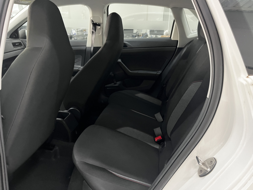 polo 1.0 mpi robust manual - test drive2