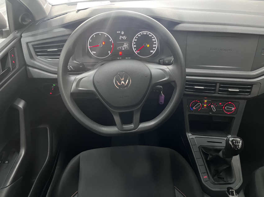 polo 1.0 mpi robust manual - test drive1