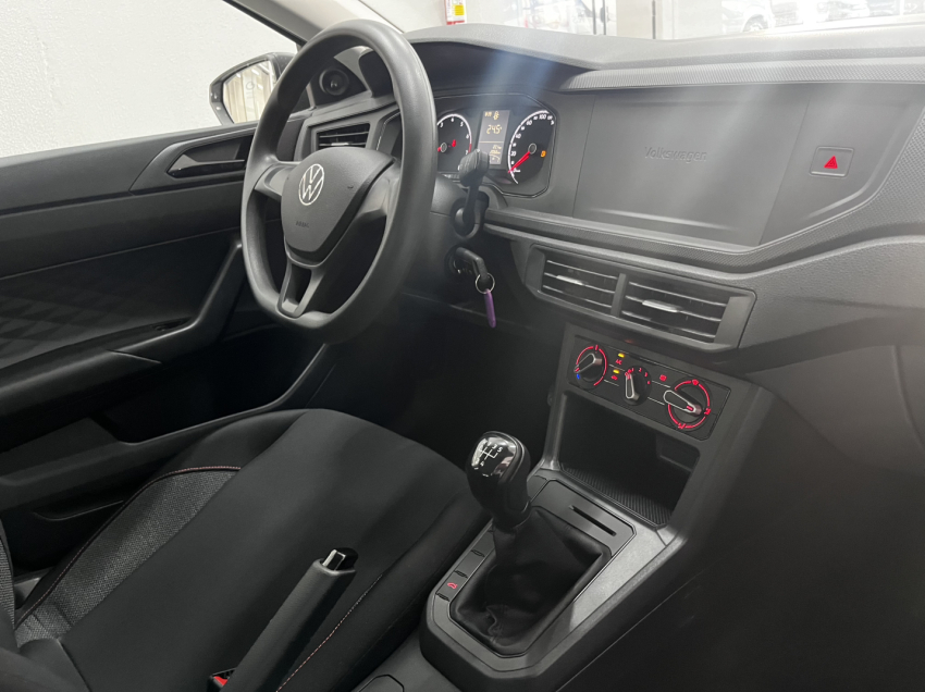 polo 1.0 mpi robust manual - test drive4