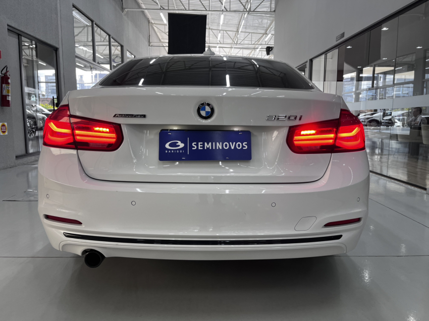 bmw 320i 2.0 sport 16v turbo active flex 4p automatico 20164