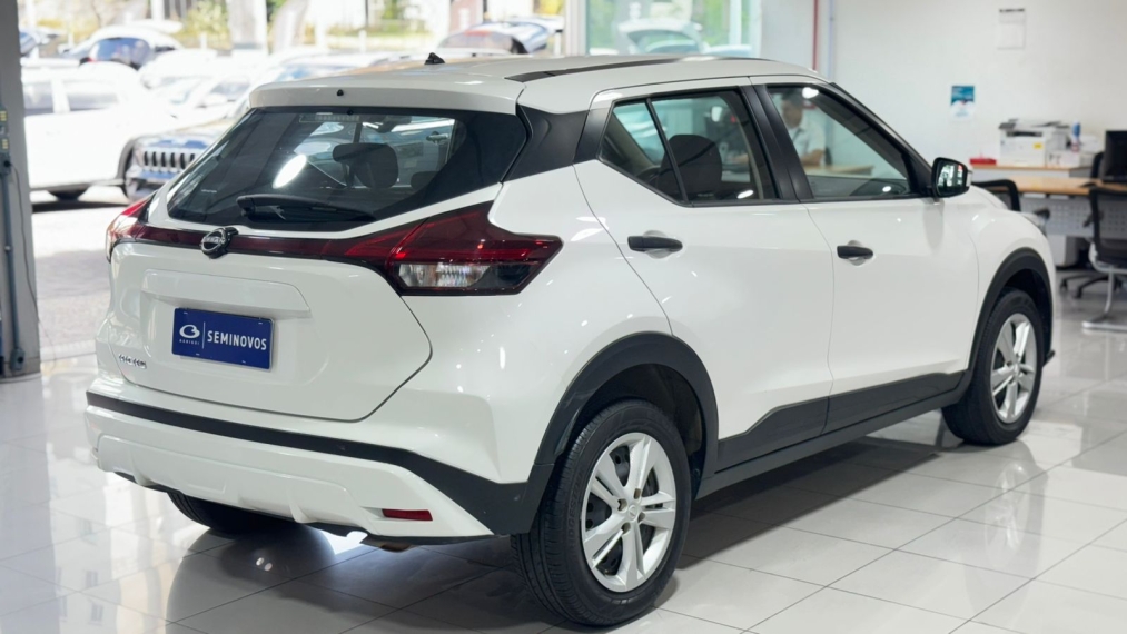nissan kicks 1.6 16v flexstart active xtronic flex 4p automatico 202410