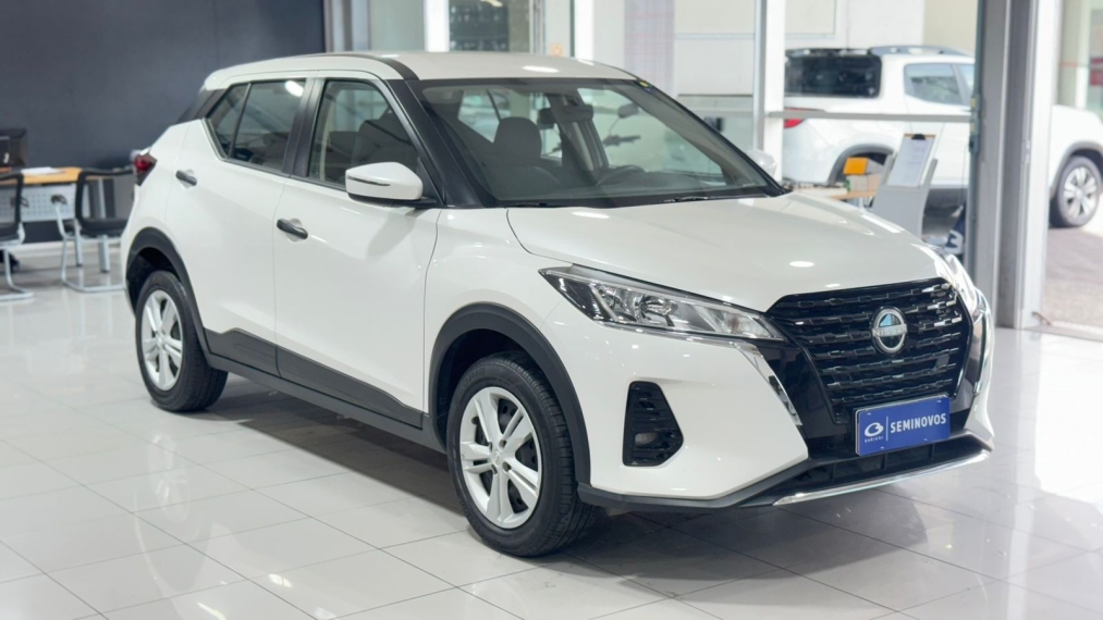 nissan kicks 1.6 16v flexstart active xtronic flex 4p automatico 2024
