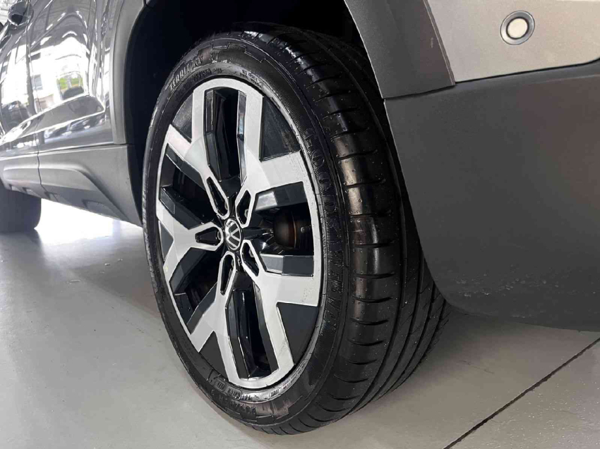 volkswagen taos 1.4 250 tsi total flex highline automatico 4p 202416