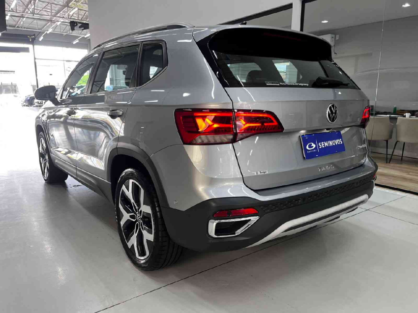 volkswagen taos 1.4 250 tsi total flex highline automatico 4p 202418