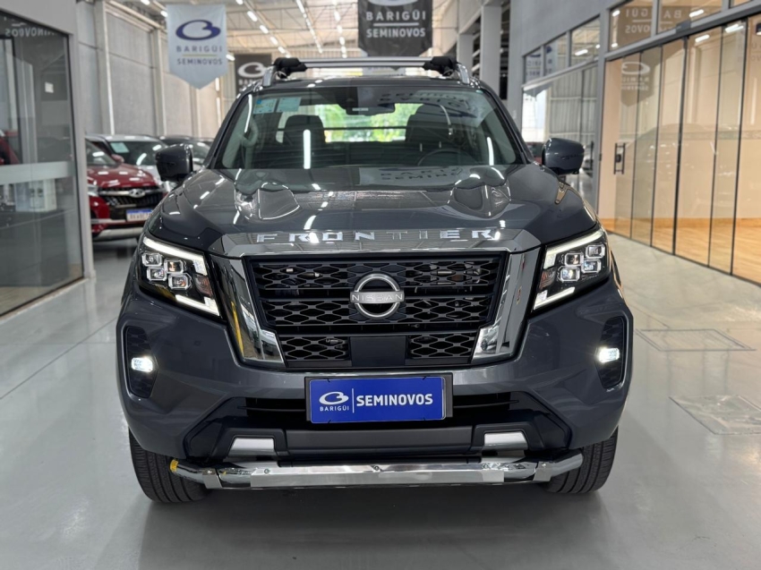 nissan frontier 2.3 16v turbo diesel platinum cd 4x4 automatico 4p 202515