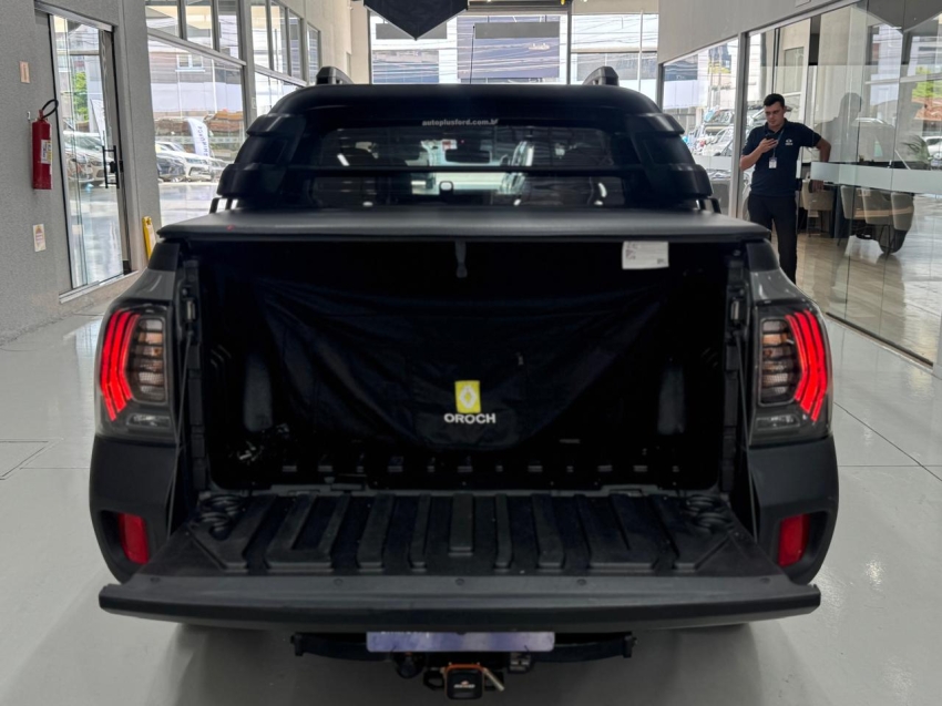 renault oroch 1.3 tce flex outsider x-tronic 4p automatico 202315