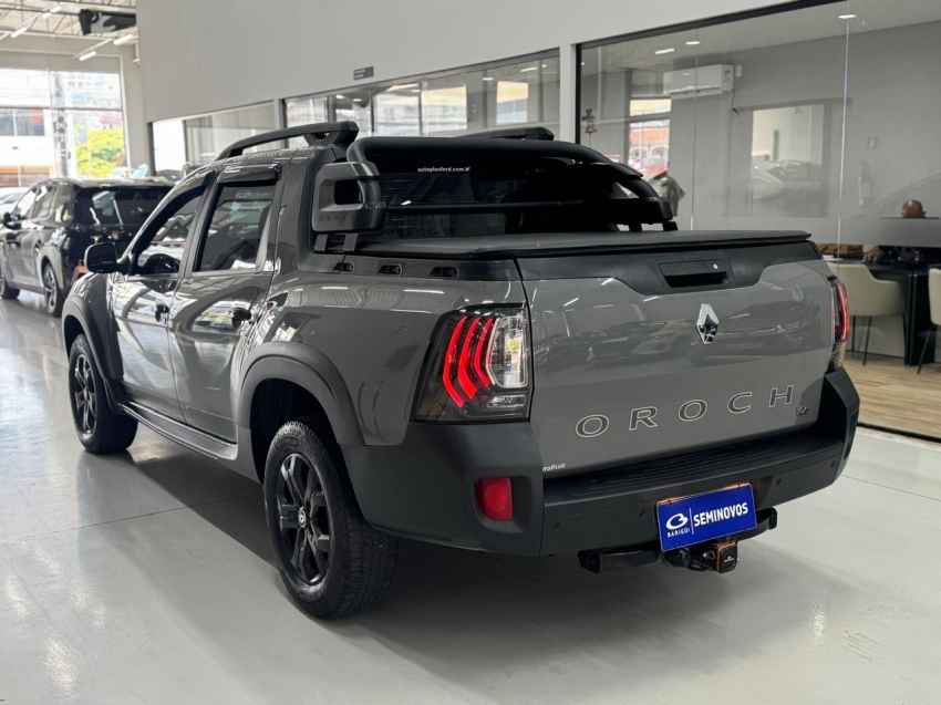 renault oroch 1.3 tce flex outsider x-tronic 4p automatico 202314