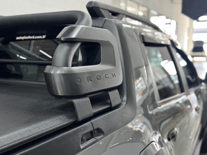 renault oroch 1.3 tce flex outsider x-tronic 4p automatico 20234