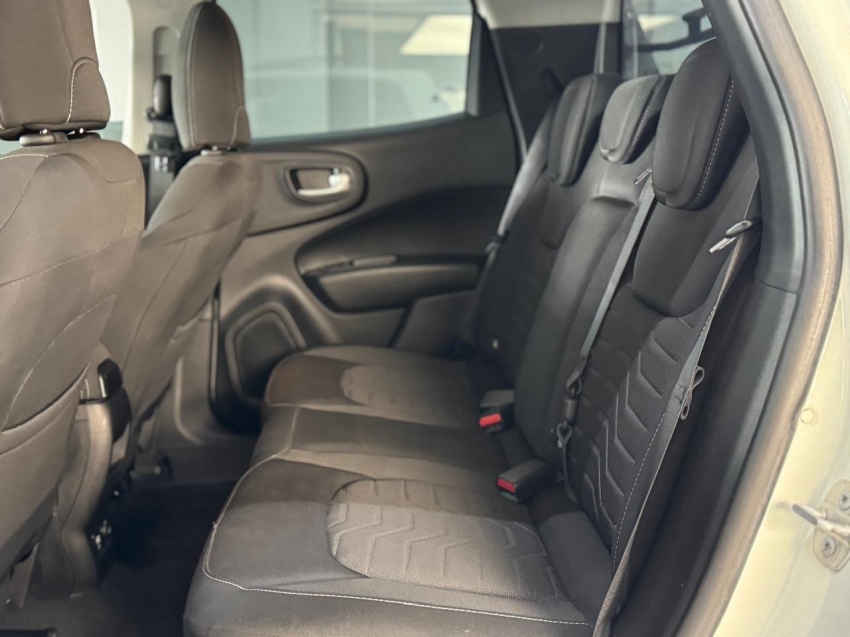 fiat toro 1.3 turbo 270 flex freedom at6 4p automatico 202210