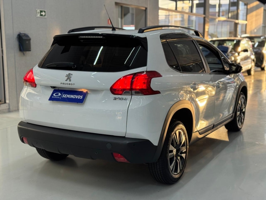 peugeot 2008 1.6 16v flex griffe 4p automatico 202114