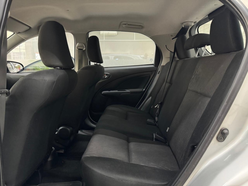 toyota etios 1.3 x 16v flex 4p automatico 20187