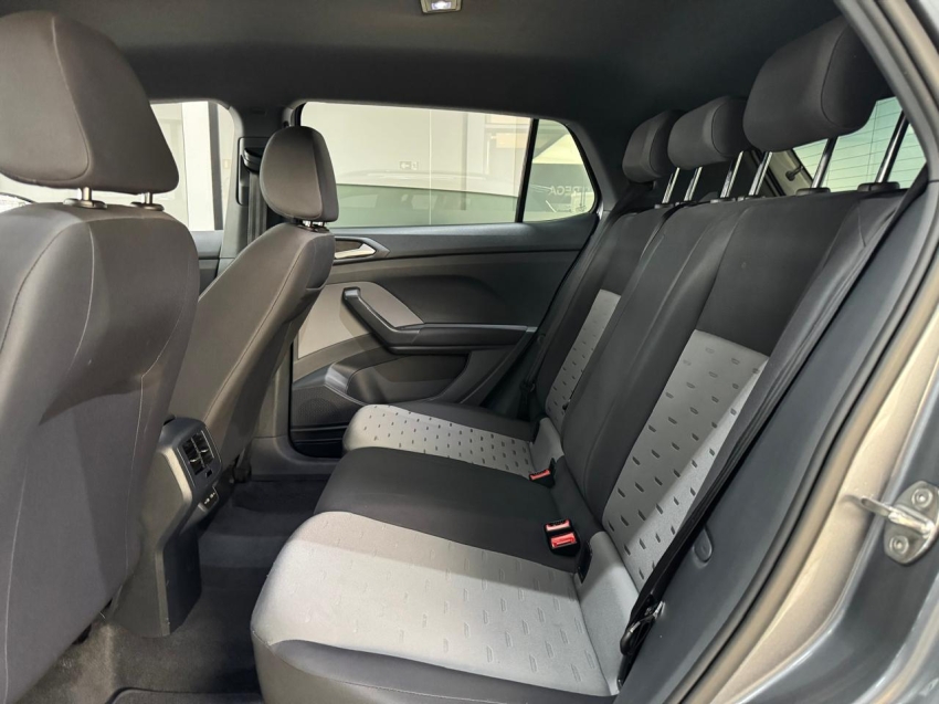 volkswagen t-cross 1.0 200 tsi total flex comfortline automatico 4p 20239