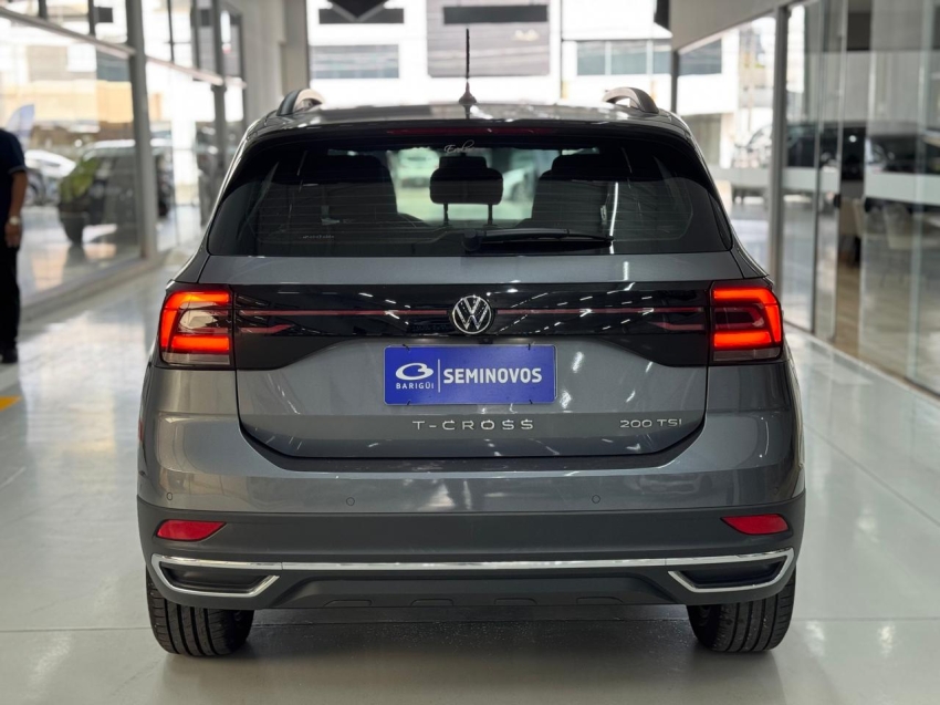 volkswagen t-cross 1.0 200 tsi total flex comfortline automatico 4p 202315