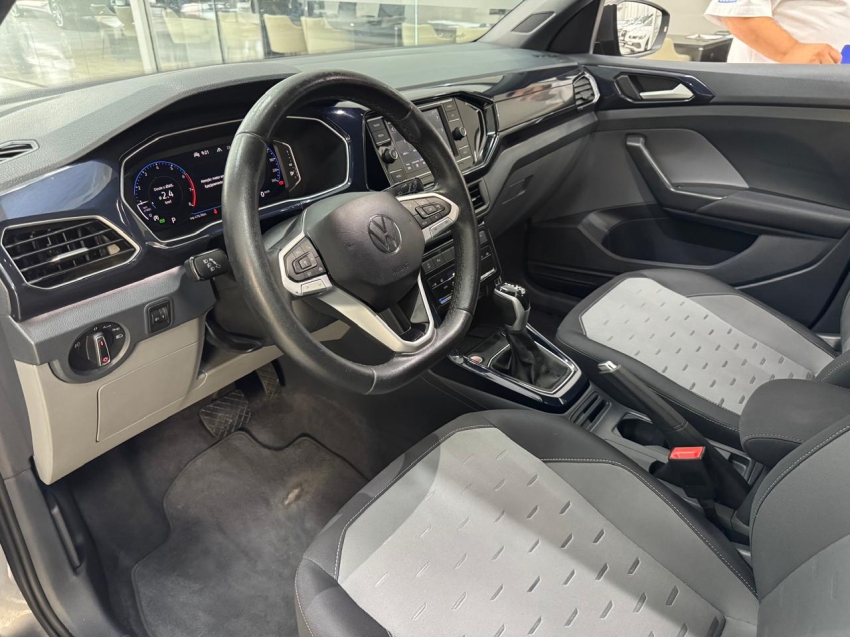 volkswagen t-cross 1.0 200 tsi total flex comfortline automatico 4p 20237