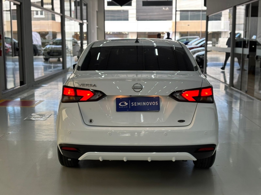 nissan versa 1.6 16v flex sense xtronic 4p automatico 202514