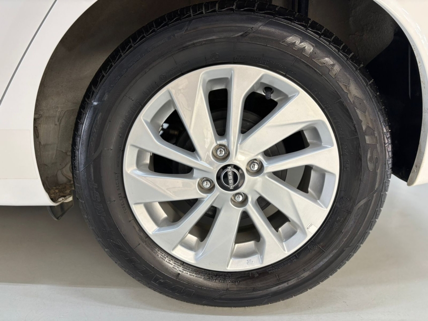 nissan versa 1.6 16v flex sense xtronic 4p automatico 202511