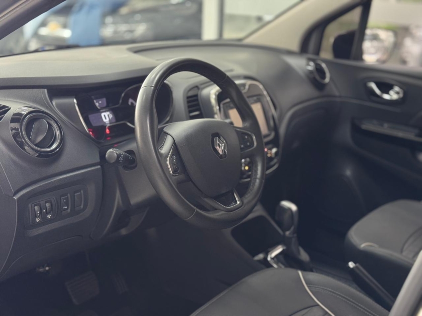 renault captur 1.6 16v sce flex intense x-tronic 4p automatico 20195