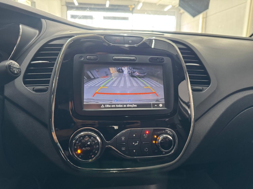 renault captur 1.6 16v sce flex intense x-tronic 4p automatico 20194
