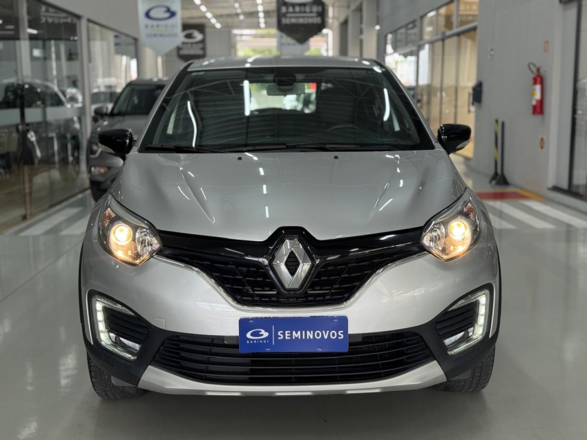 renault captur 1.6 16v sce flex intense x-tronic 4p automatico 2019