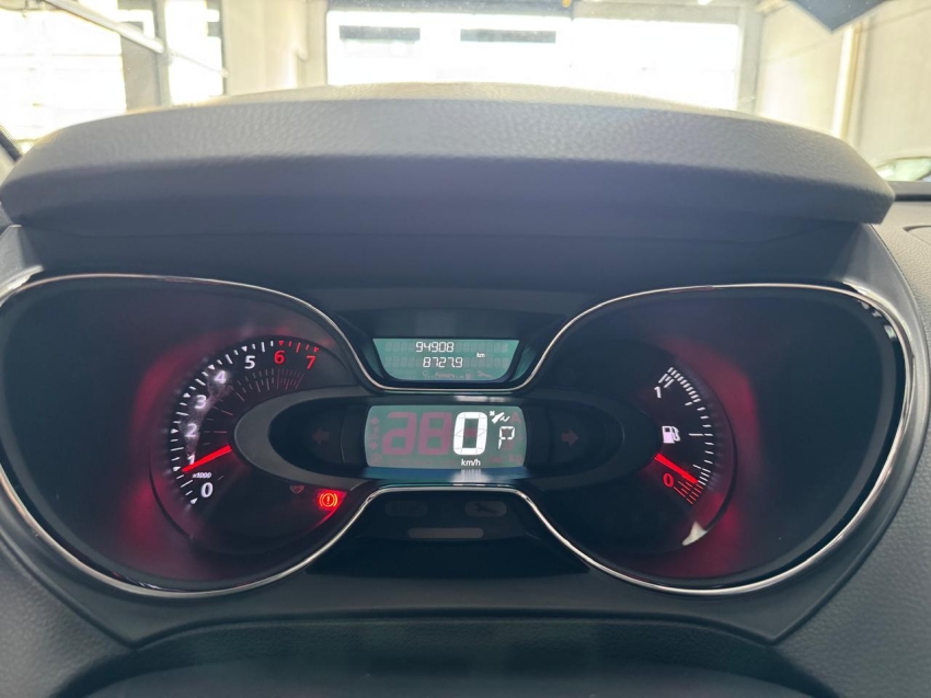 renault captur 1.6 16v sce flex intense x-tronic 4p automatico 20193