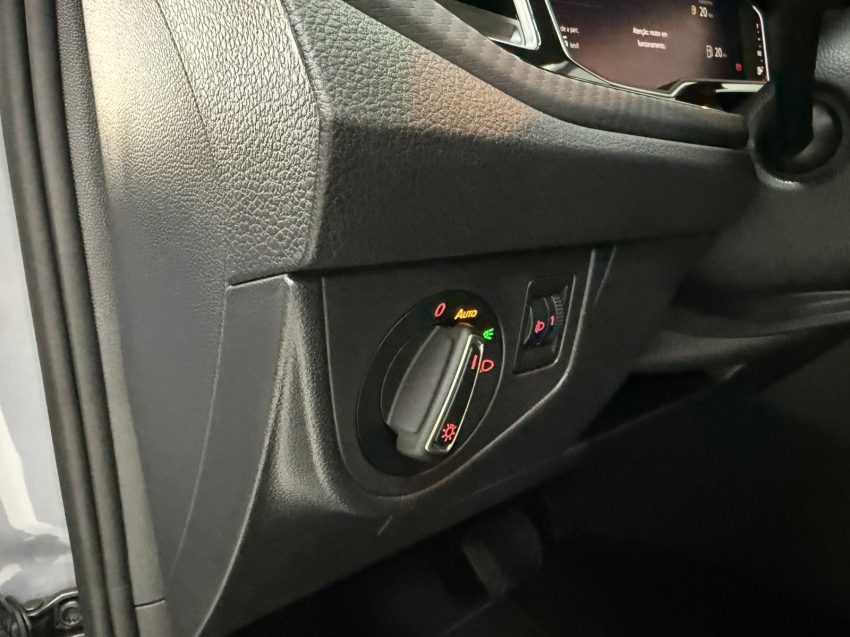 volkswagen nivus 1.0 200 tsi total flex highline automatico 4p 202514