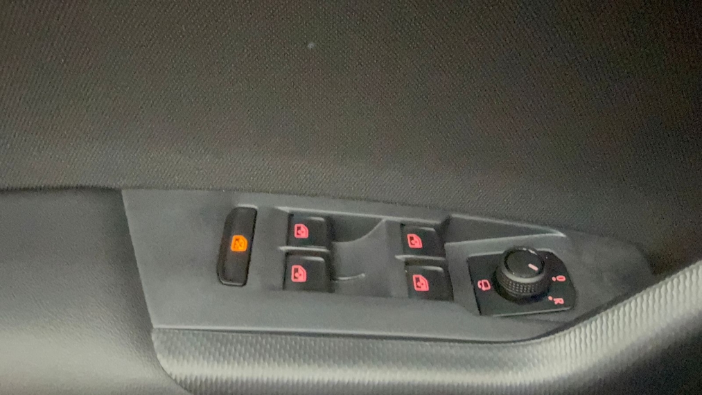 volkswagen nivus 1.0 200 tsi total flex highline automatico 4p 202512