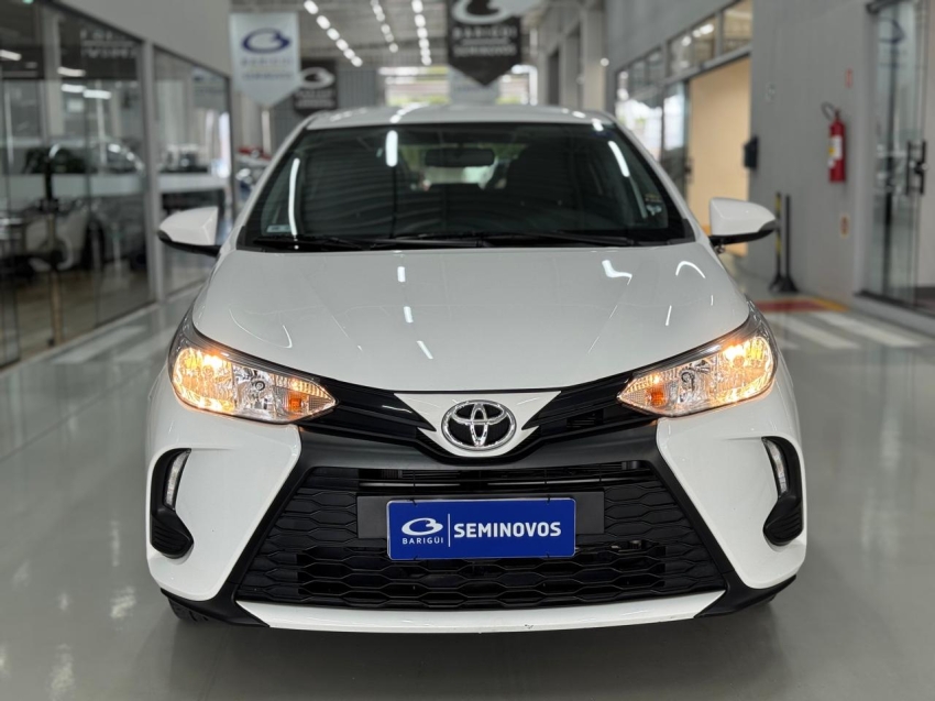 toyota yaris 1.5 16v flex sedan xl multidrive 4p automatico 2025