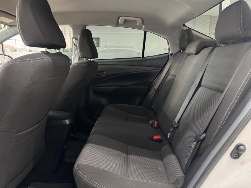 toyota yaris 1.5 16v flex sedan xl multidrive 4p automatico 202511