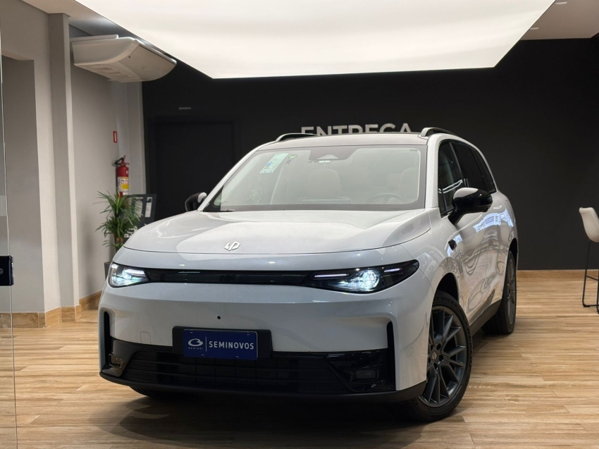 leapmotor c10 ultra hibrido reev 2.1 4p automatico 20262