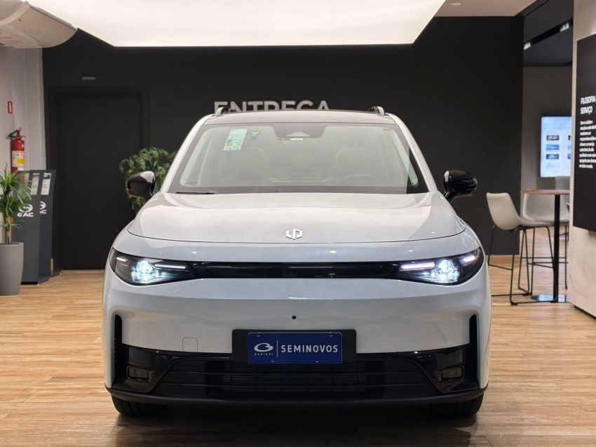 leapmotor c10 ultra hibrido reev 2.1 4p automatico 2026