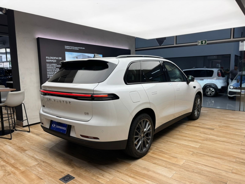 leapmotor c10 ultra hibrido reev 2.1 4p automatico 202616