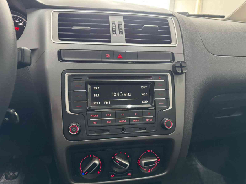 volkswagen fox 1.0 mpi trendline 12v flex 4p manual 201713