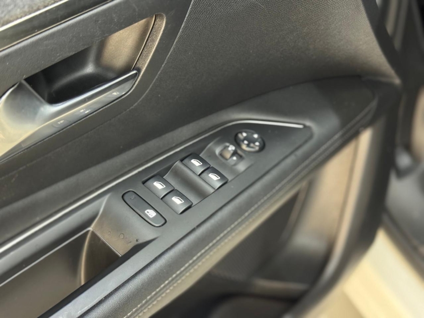 peugeot 3008 1.6 griffe pack thp 16v gasolina 4p automatico 202010