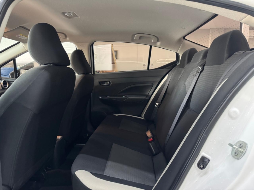 nissan versa 1.6 16v flex sense xtronic 4p automatico 20239