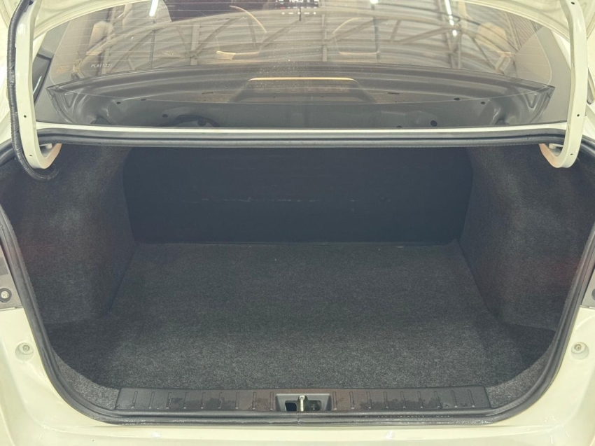 nissan versa 1.6 16v flex sense xtronic 4p automatico 202311
