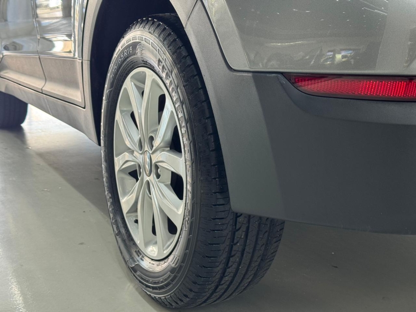 hyundai creta 1.6 16v flex action automatico 4p 202212