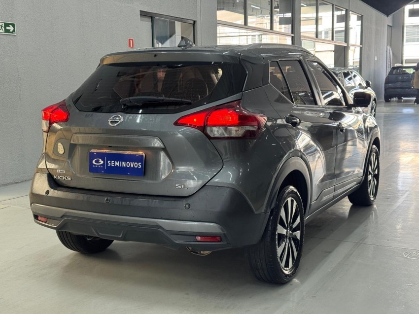 nissan kicks 1.6 16v flexstart rio 2016 4p xtronic flex automatico 201714
