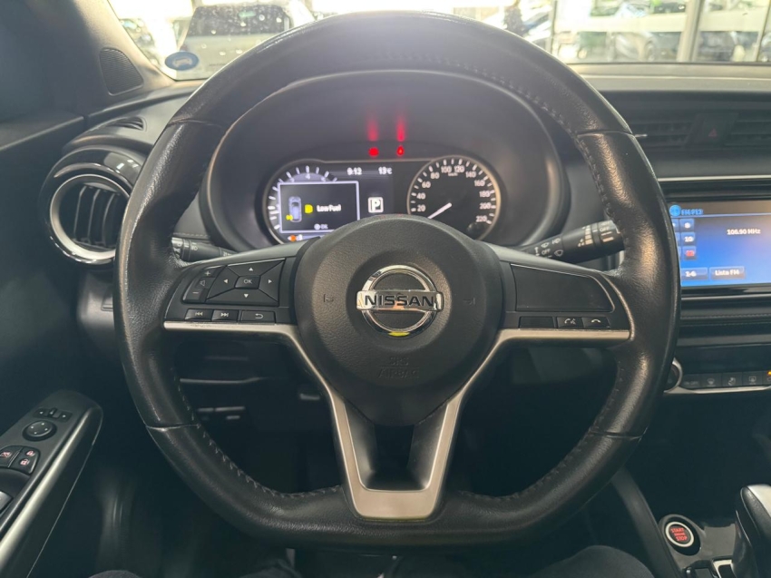 nissan kicks 1.6 16v flexstart rio 2016 4p xtronic flex automatico 20173