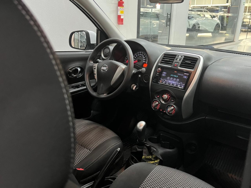 nissan march 1.6 sv 16v flexstart 4p manual flex 20205