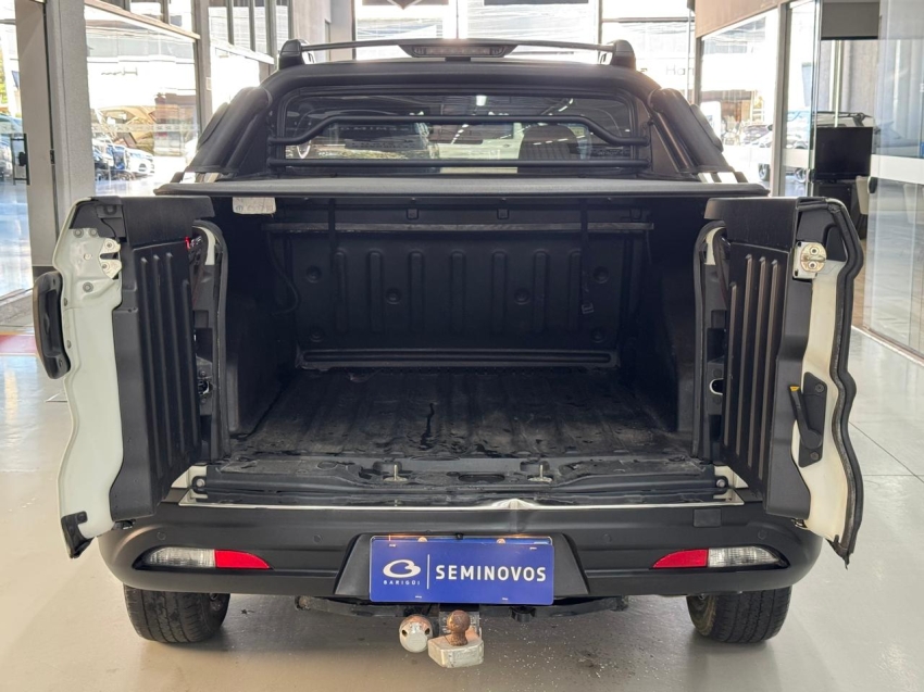 fiat toro 1.3 turbo 270 flex endurance at6 4p automatico 20234