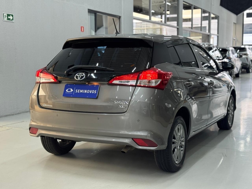 toyota yaris 1.5 16v flex xl plus connect multidrive 4p automatico 20204